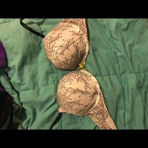 Victoria’s secret bra